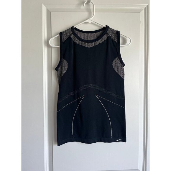 Nike Tank Top - Picture 1 of 2